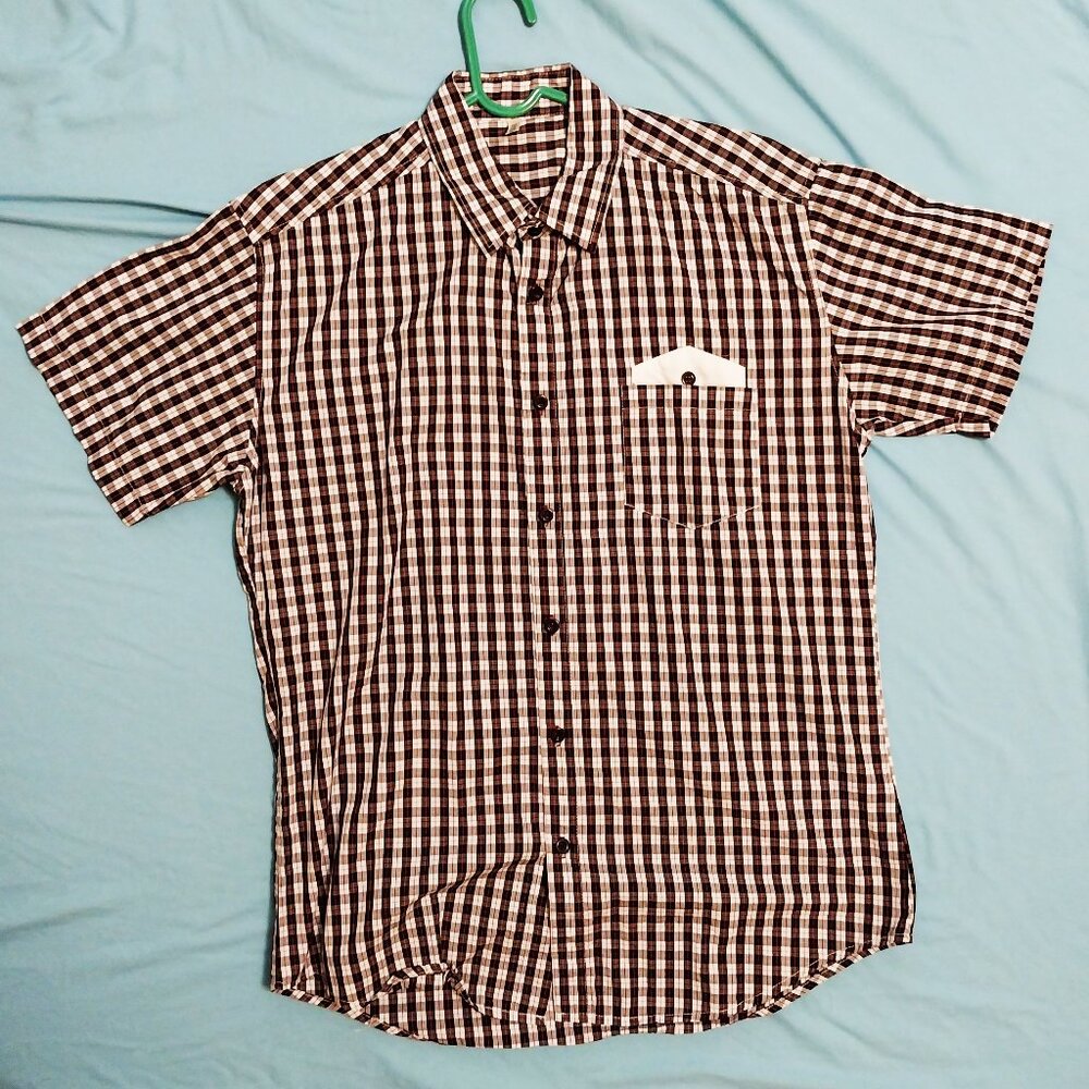Men's Short Sleeve Shirt size S plaid red white black Slim Fit